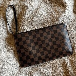 Louis Vuitton Pouch/Clutch Demier Ebene
